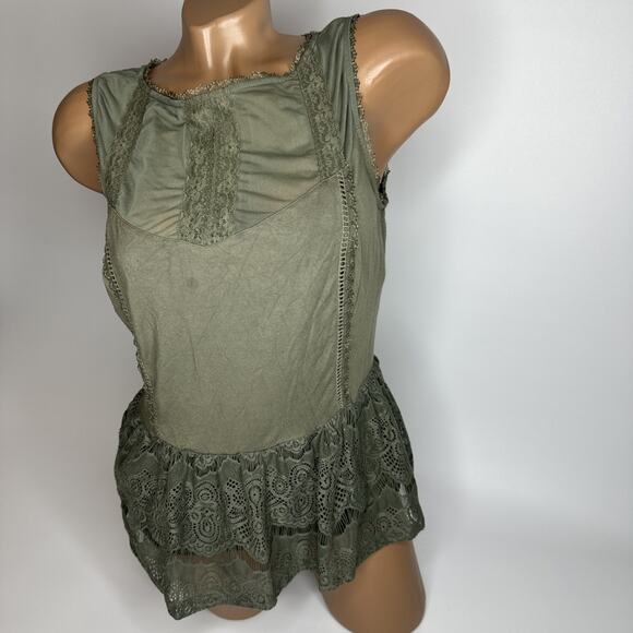 Bebe Olive Green Lace Mesh Peplum Tank M Fairy Grunge Goth Romantic Y2K Camisole - Picture 11 of 11